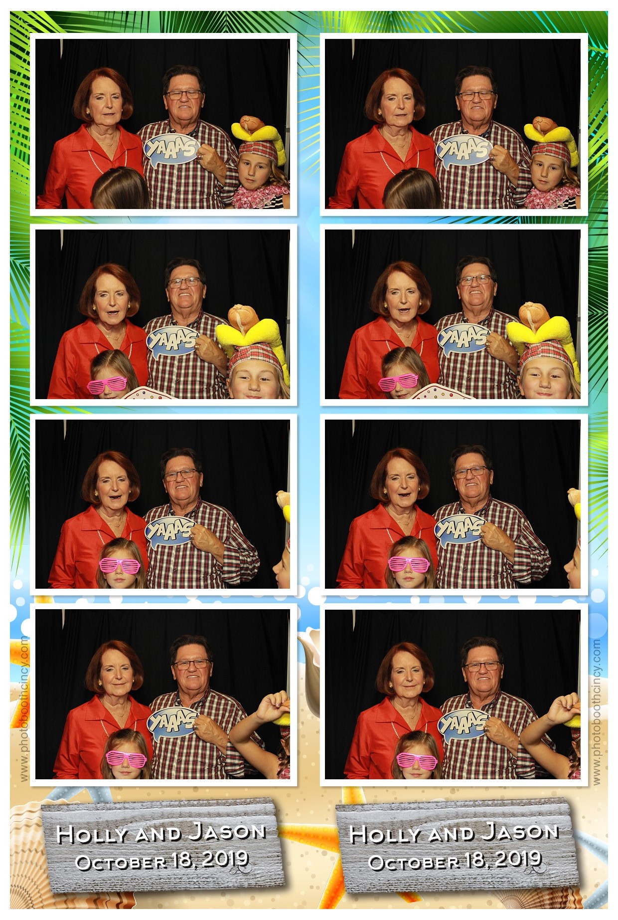 Holly and Jason's reception | View more photos from the event at gallery.photoboothcincy.com/u/PhotoBoothCincy/Holly-and-Jasons-reception